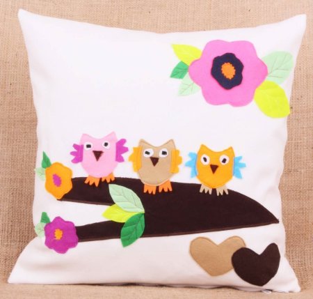 Yastıkminder Koton Polyester Beyaz Oranj Çiçek Kahve Baykuşlar Keçe Aplike Dekoratif Yastık resmi